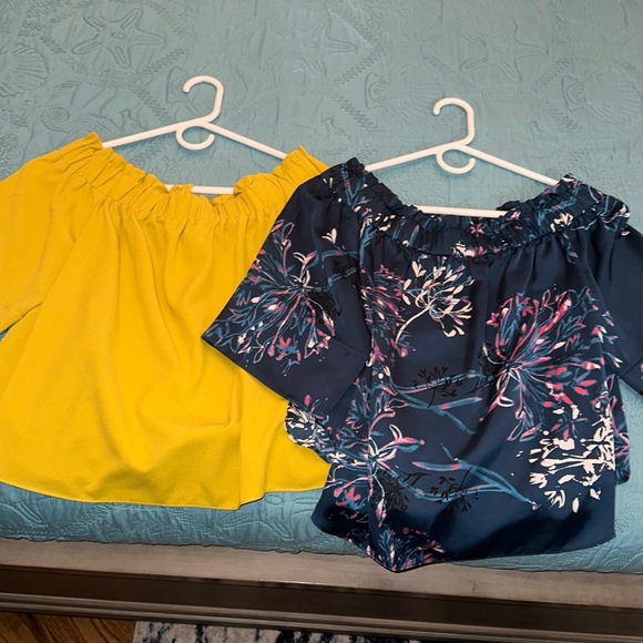 RACHEL Rachel Roy Tops - Rachel Roy off the shoulder blouses. Size S. Never Worn.